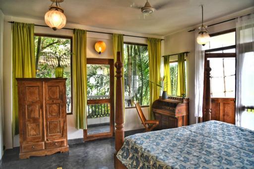 Jardin D'Ulysse & Hard Rock Bed & Breakfast Morjim Ngoại thất bức ảnh