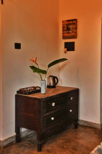 Jardin D'Ulysse & Hard Rock Bed & Breakfast Morjim Ngoại thất bức ảnh
