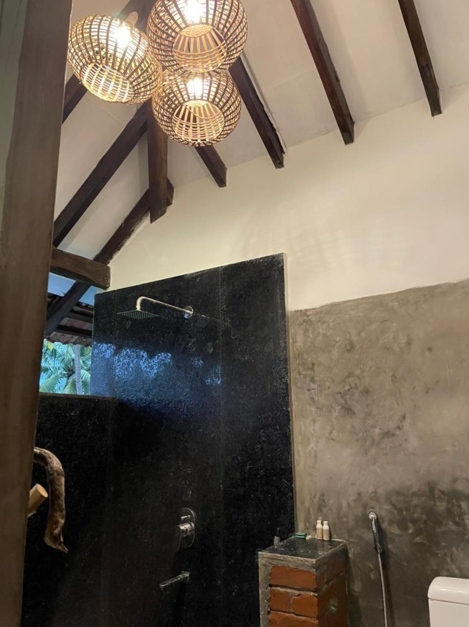 Jardin D'Ulysse & Hard Rock Bed & Breakfast Morjim Ngoại thất bức ảnh