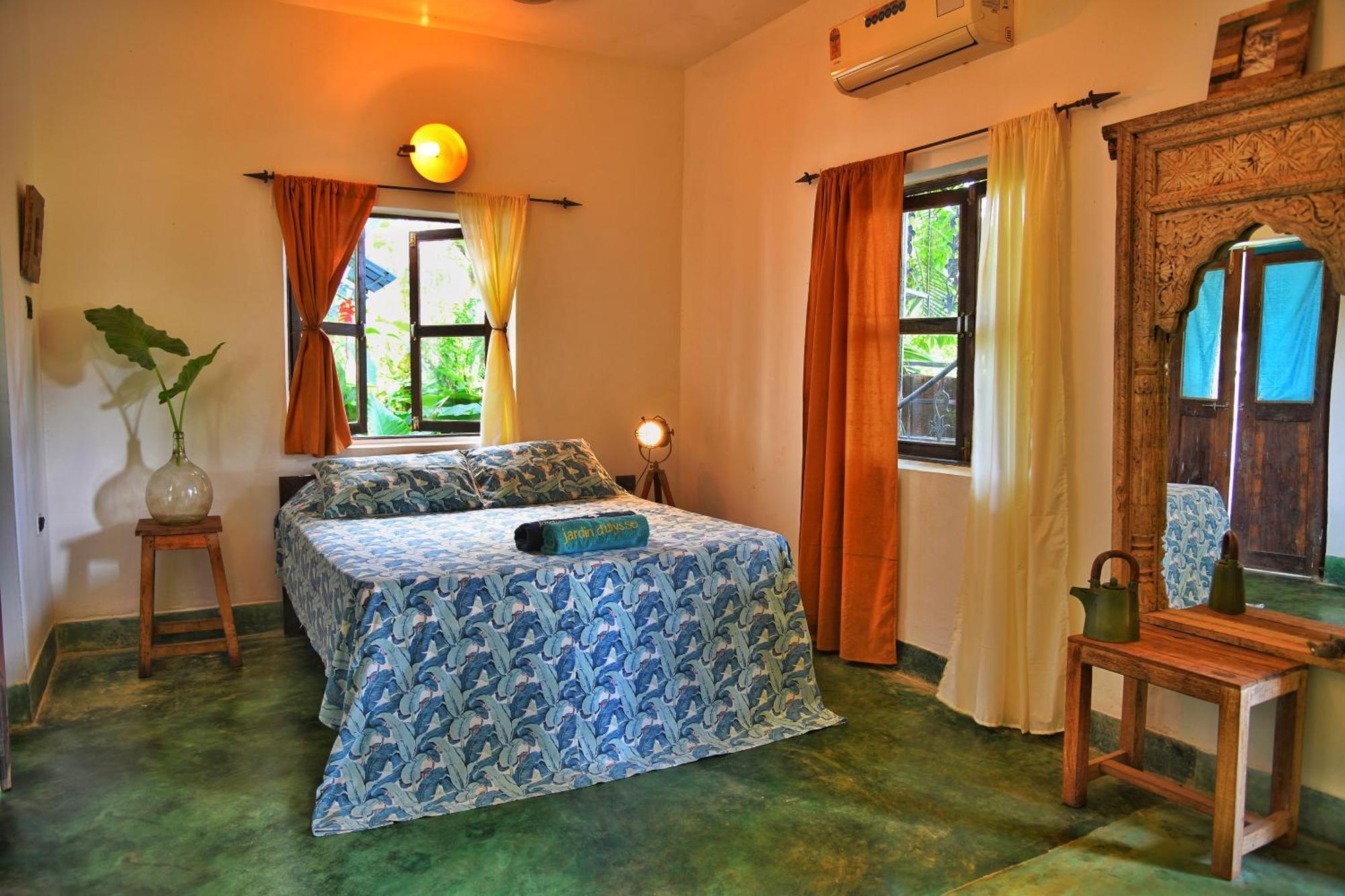 Jardin D'Ulysse & Hard Rock Bed & Breakfast Morjim Ngoại thất bức ảnh